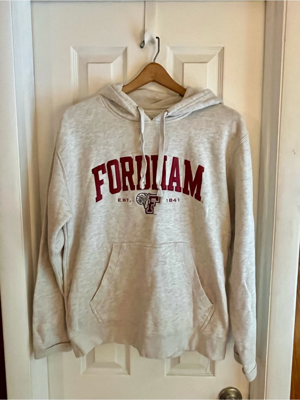Fordham University Rams Hoodie Warm Fleece Lined EMBROIDERED Size Medium